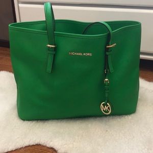 Michael kors tote bag